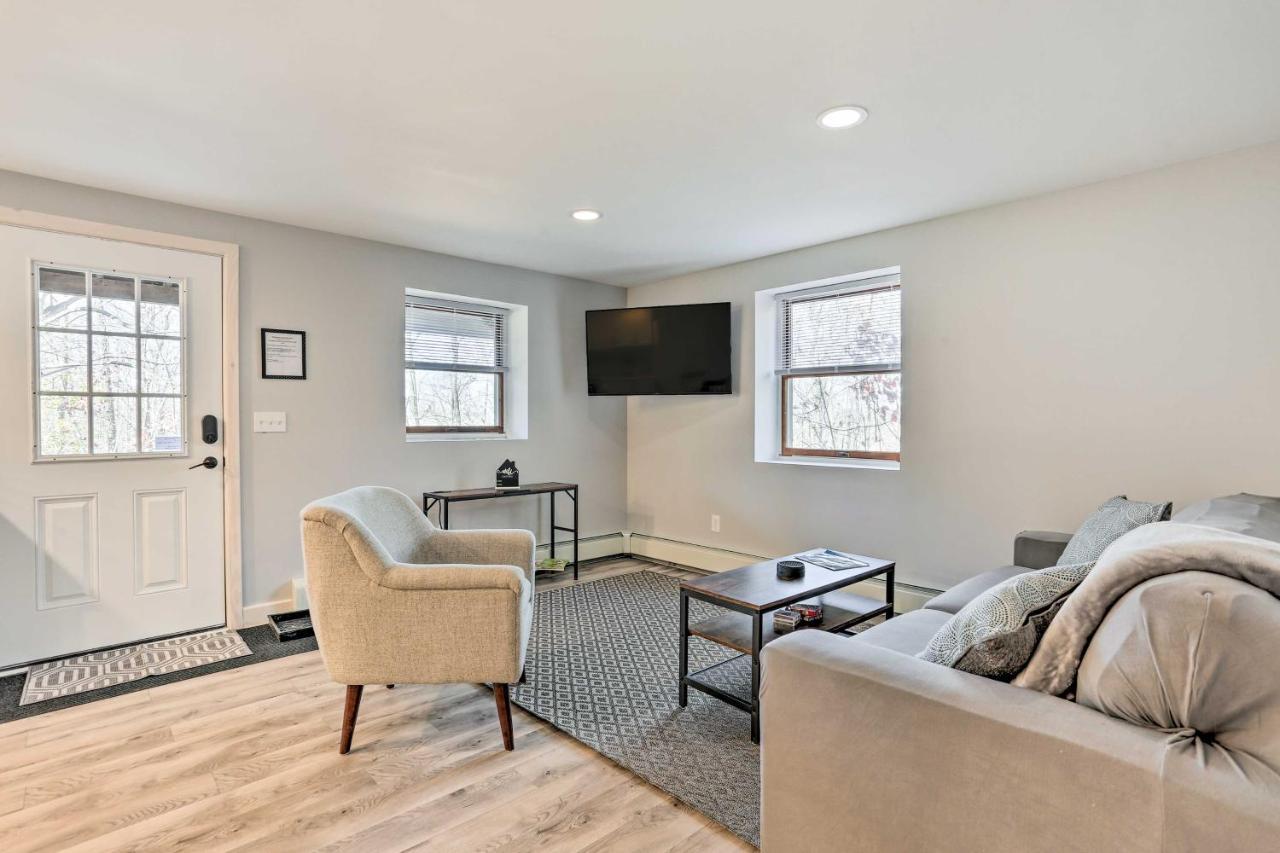 Charming Beacon Apt With Fire Pit Near Hiking! Exterior photo