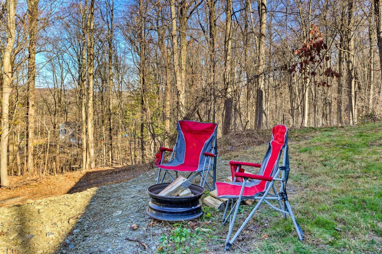 Charming Beacon Apt With Fire Pit Near Hiking! Exterior photo